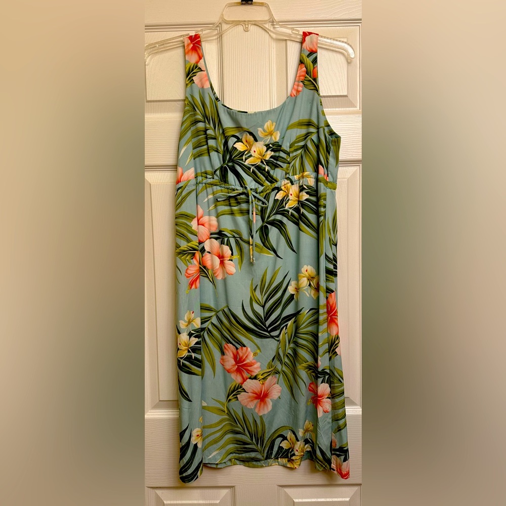 Beautiful Hawaiian sundress, large